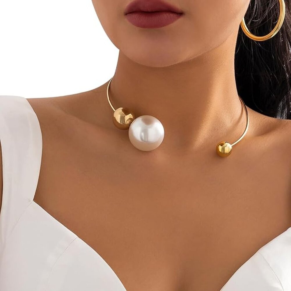 Sexy pearl collar necklace